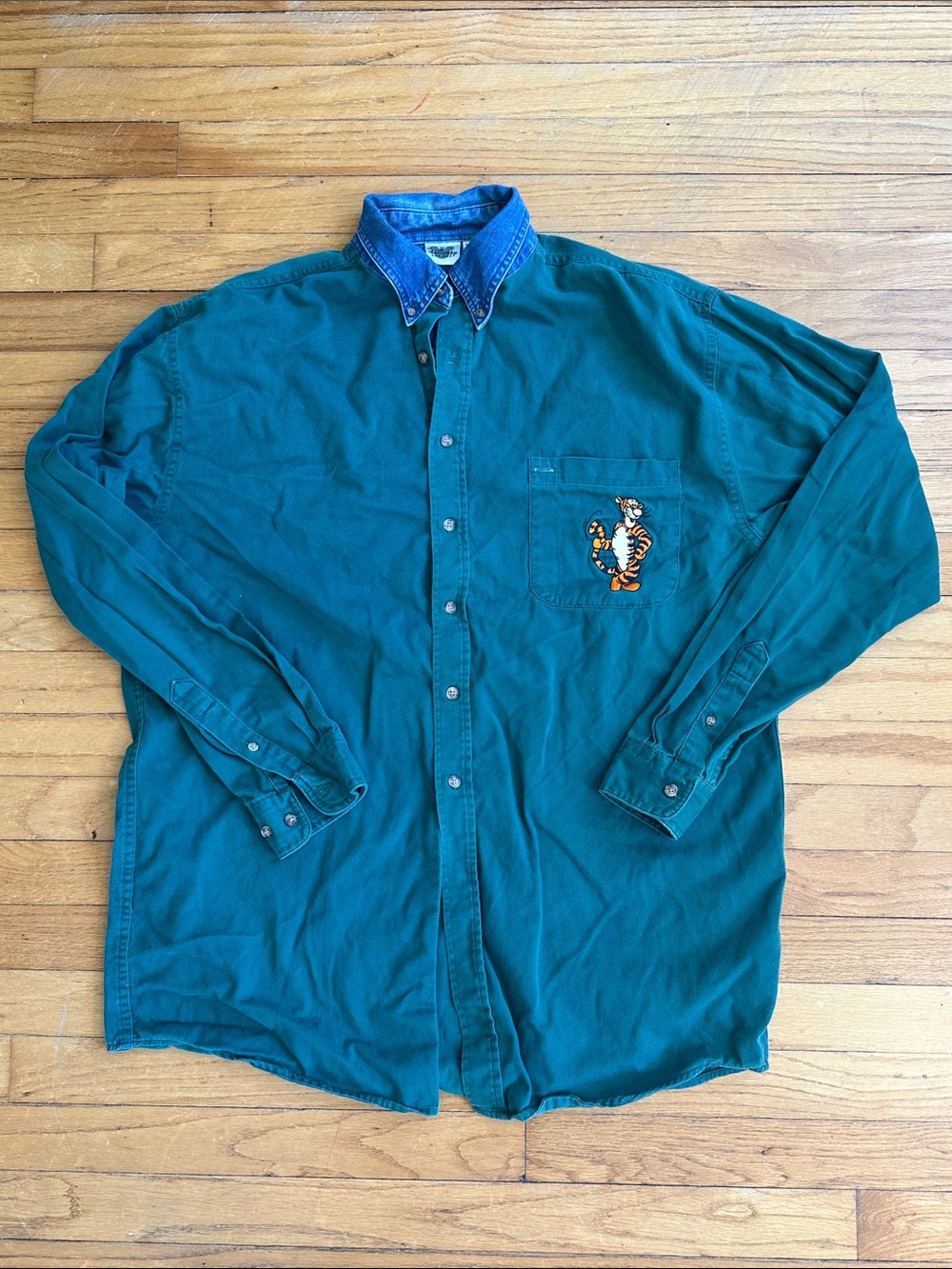 Vintage 90’s Disney Teal Button-Up Shirt with Denim Collar and Tigger Pocket